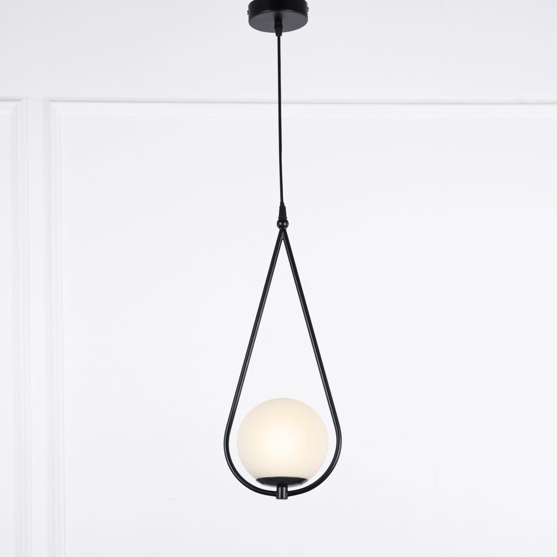 Tier 1 Bulb Black Pendant